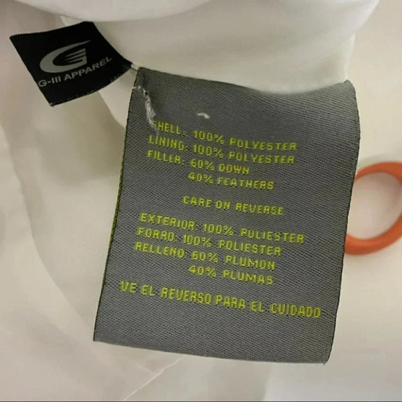 Kenneth‎ Cole Reaction M White puffer vest - Picture 8 of 9